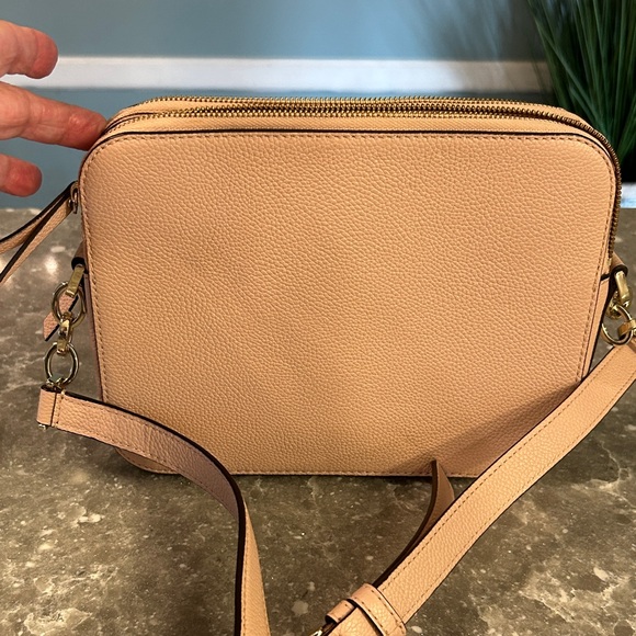 Kate Spade Pink Crossbody Bag with Flamingo Detail - Picture 4 of 7